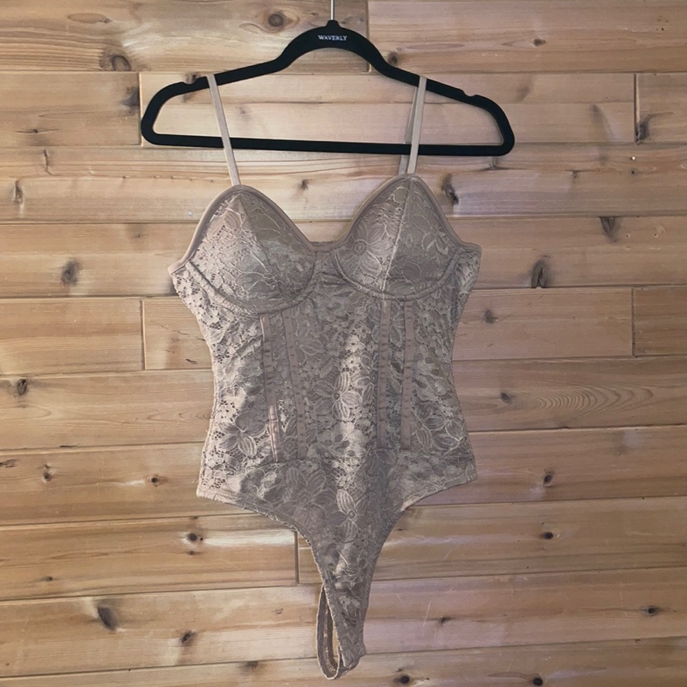 BNWT bodysuit